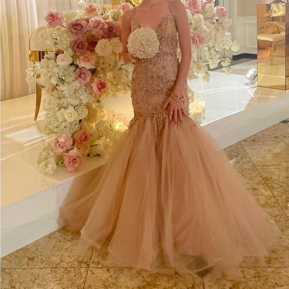 Elegant Beaded Gown in Nude maxi dresss size 2